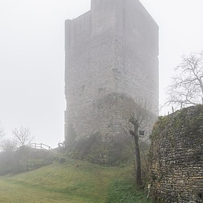 Photo de Tour de Chanac