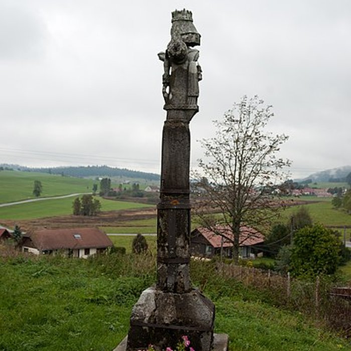Photo de Croix de la Combille
