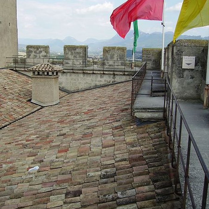 Photo de Tour de Crest