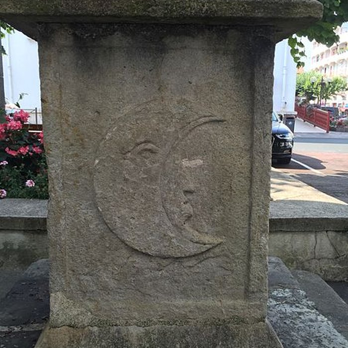 Photo de Croix de lancien cimetière dHendaye