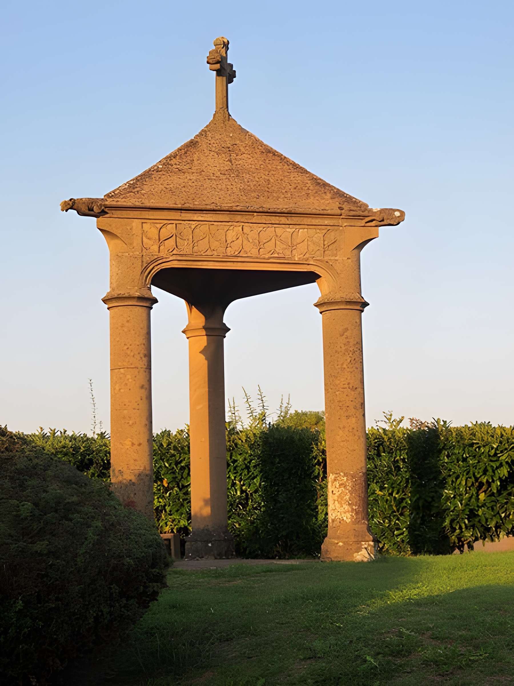 Croix de Louve à Vany 
