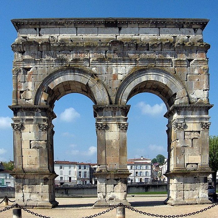 Photo de Arc de Germanicus à Saintes