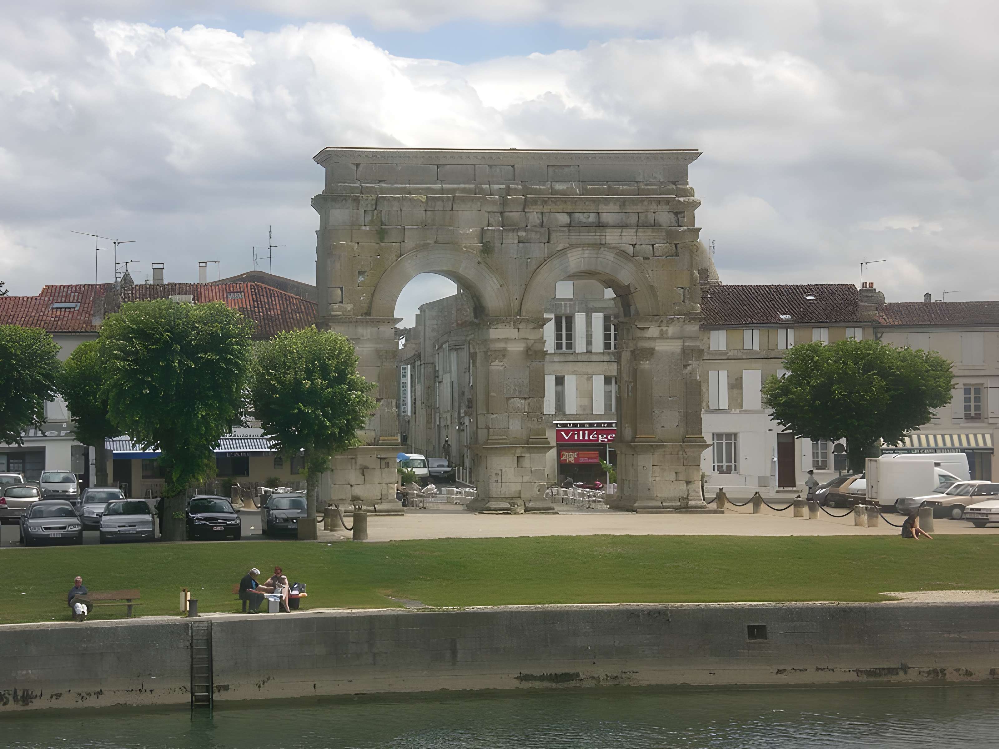 Arc de Germanicus à Saintes