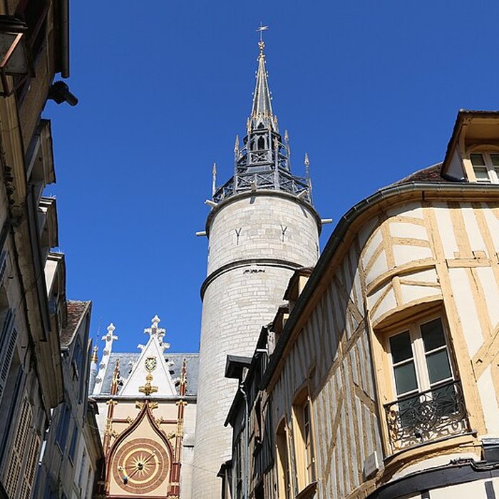 Photo de Tour de lHorloge dAuxerre