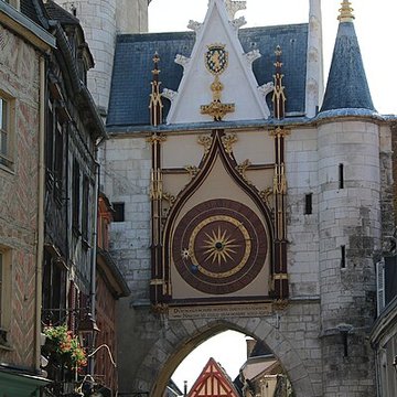 Tour de lHorloge dAuxerre