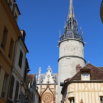 Tour de lHorloge dAuxerre