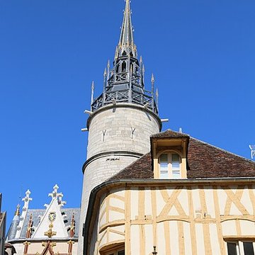 Tour de lHorloge dAuxerre