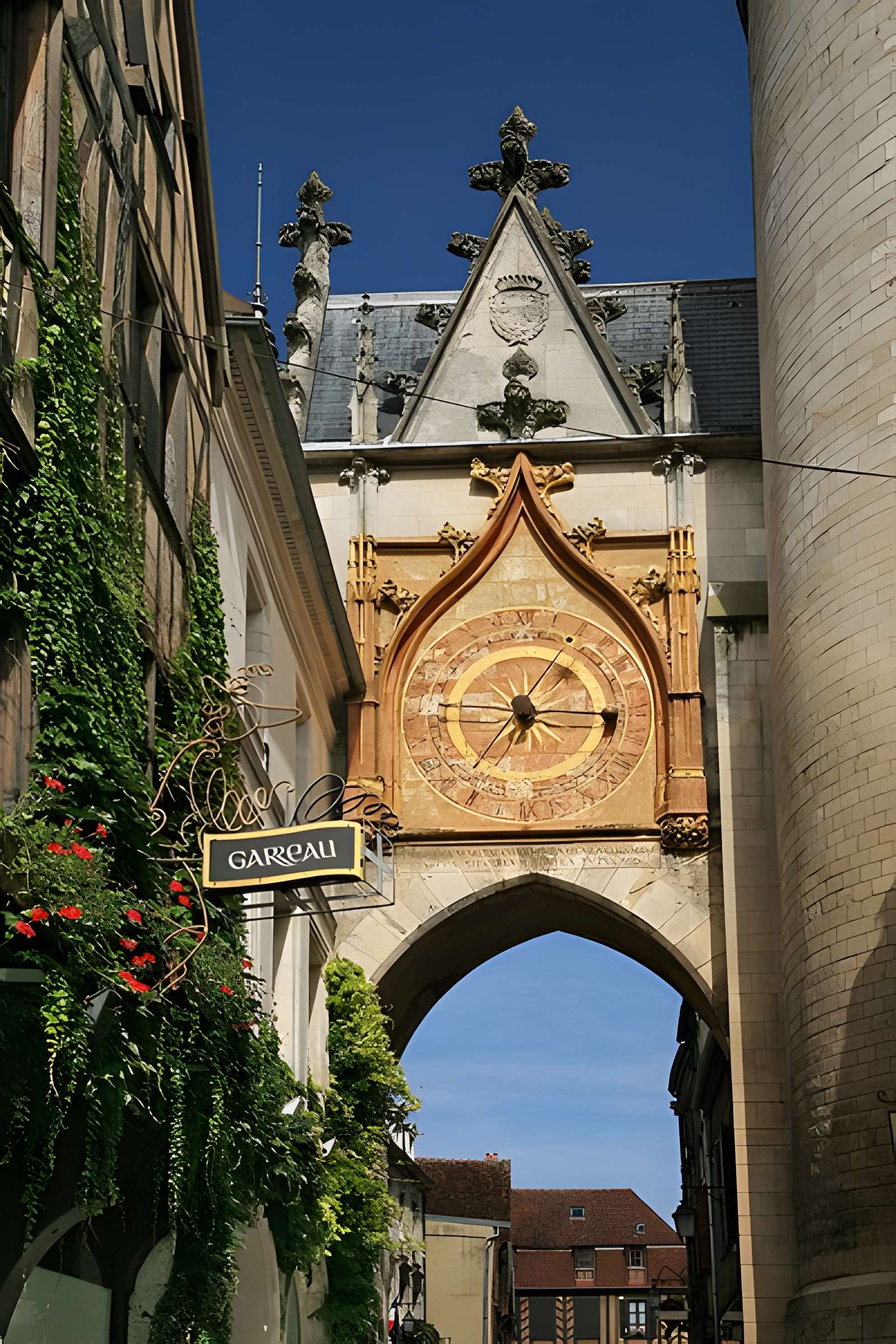 Tour de l'Horloge d'Auxerre