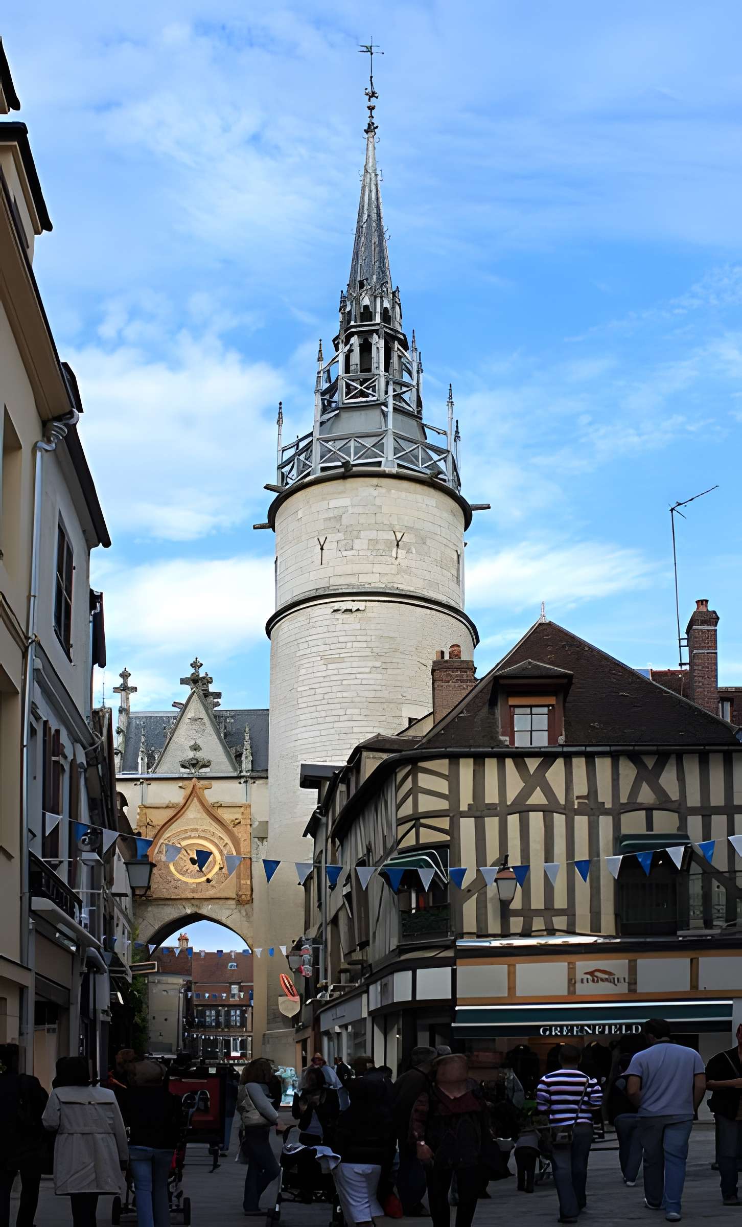 Tour de l'Horloge d'Auxerre