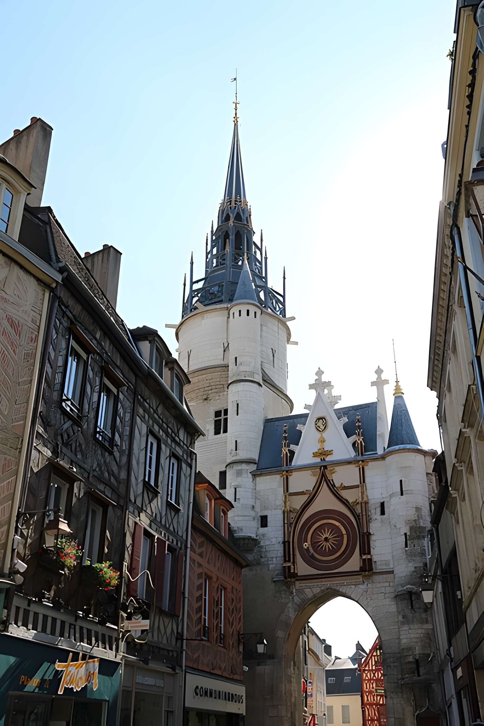 Tour de l'Horloge d'Auxerre