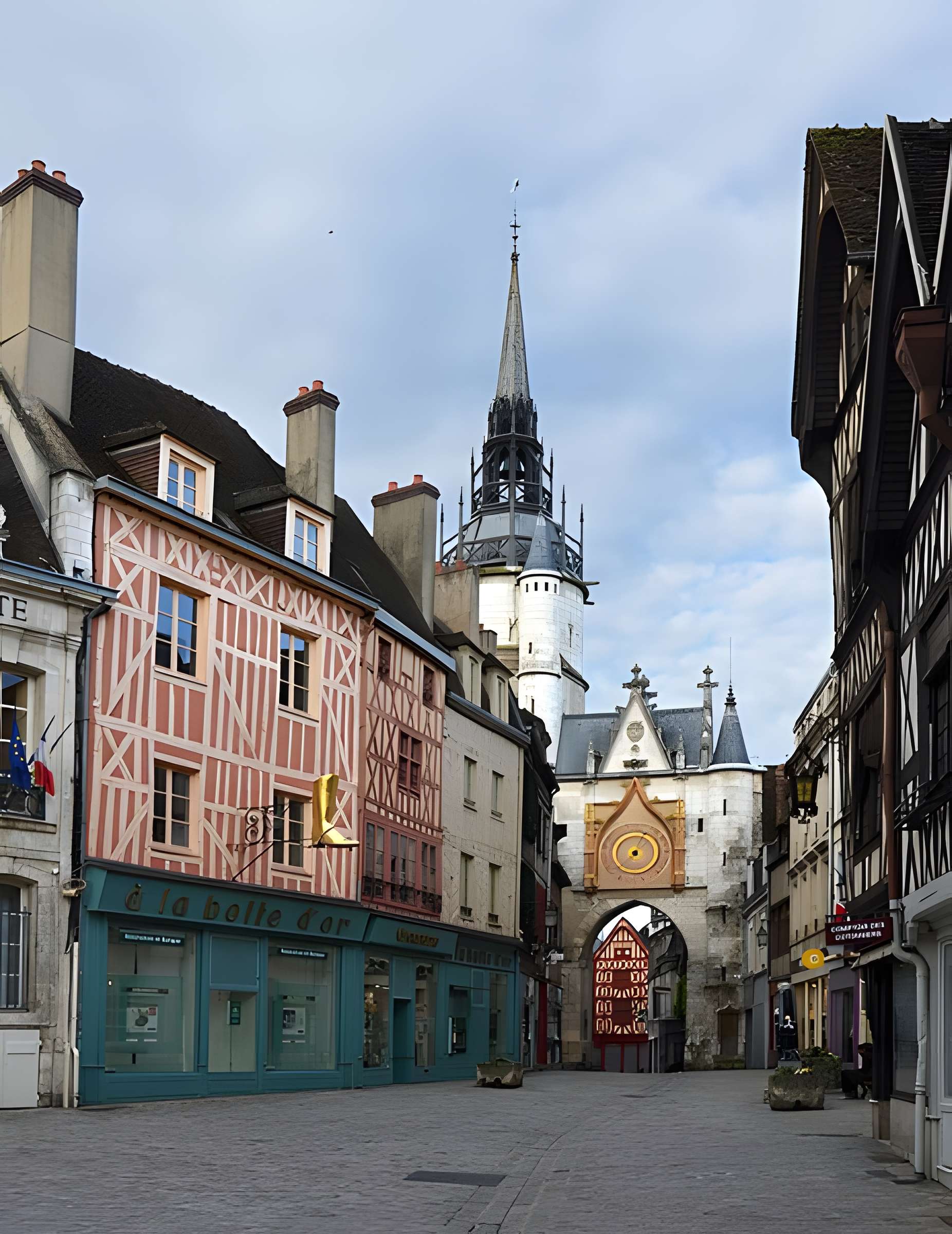 Tour de l'Horloge d'Auxerre