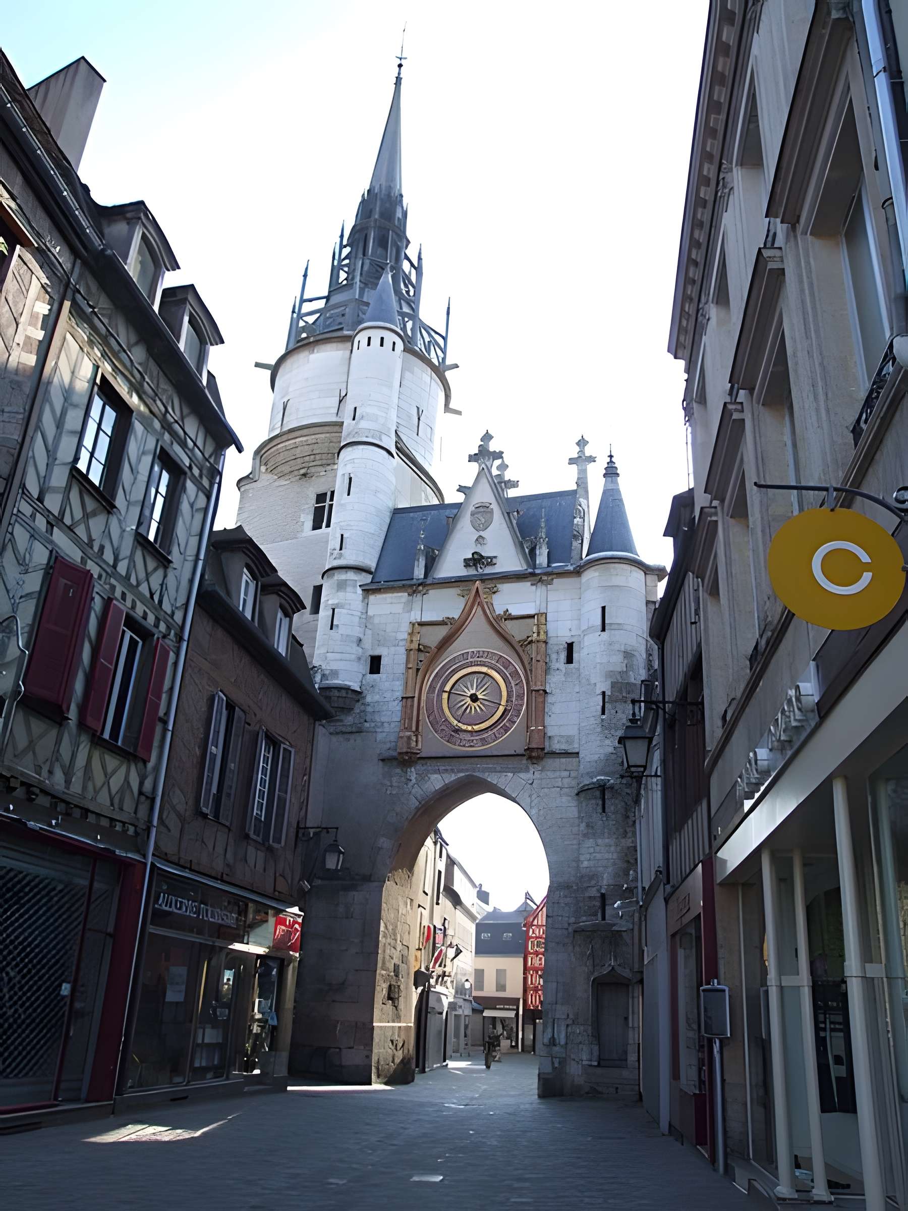 Tour de l'Horloge d'Auxerre
