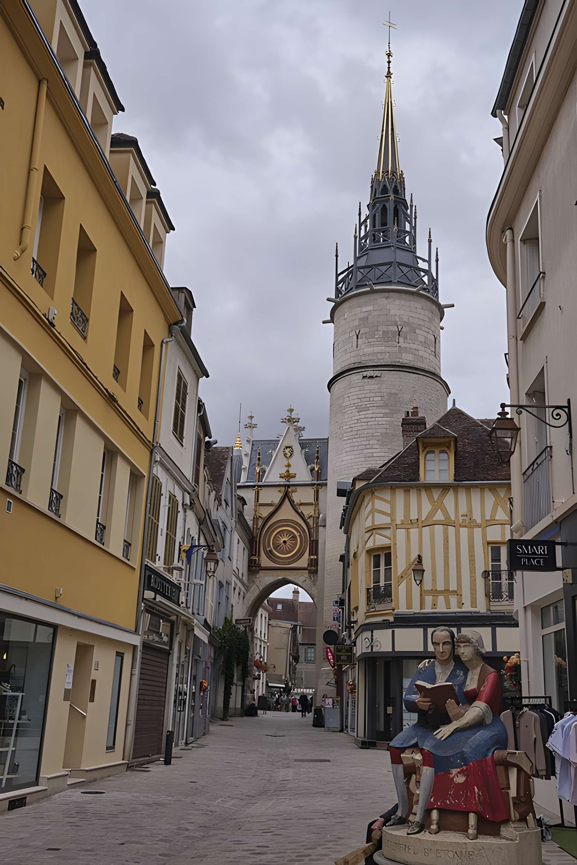 Tour de l'Horloge d'Auxerre
