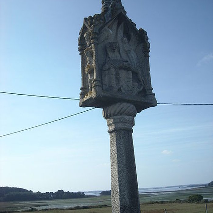 Photo de Croix de Montsarrac à Séné