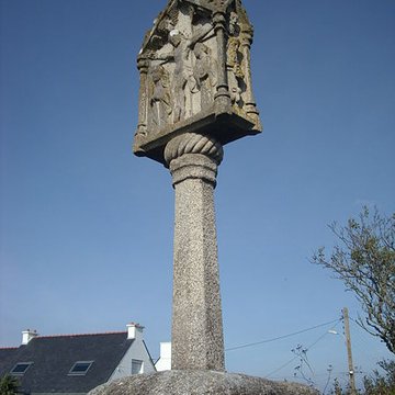 Croix de Montsarrac à Séné