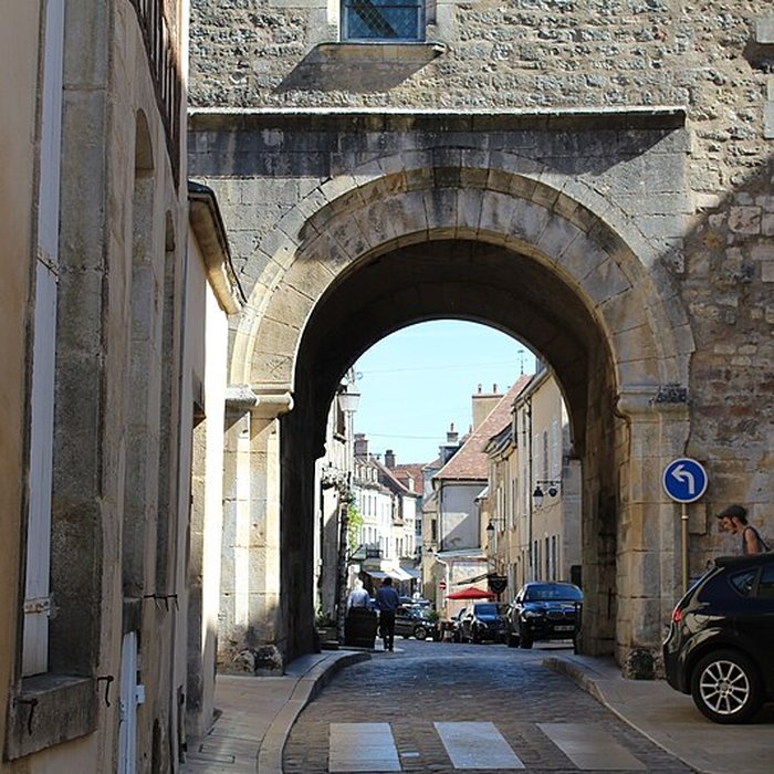 Photo de Tour de lHorloge dAvallon