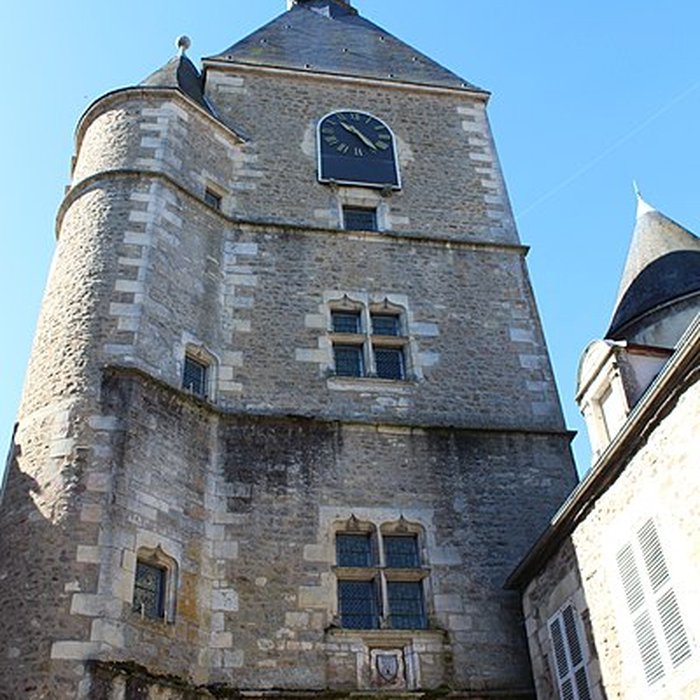 Photo de Tour de lHorloge dAvallon