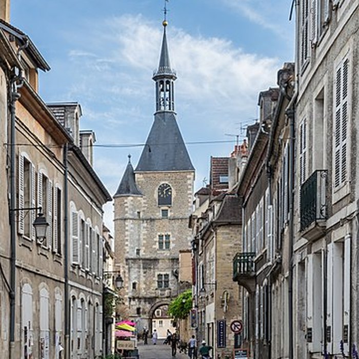 Photo de Tour de lHorloge dAvallon