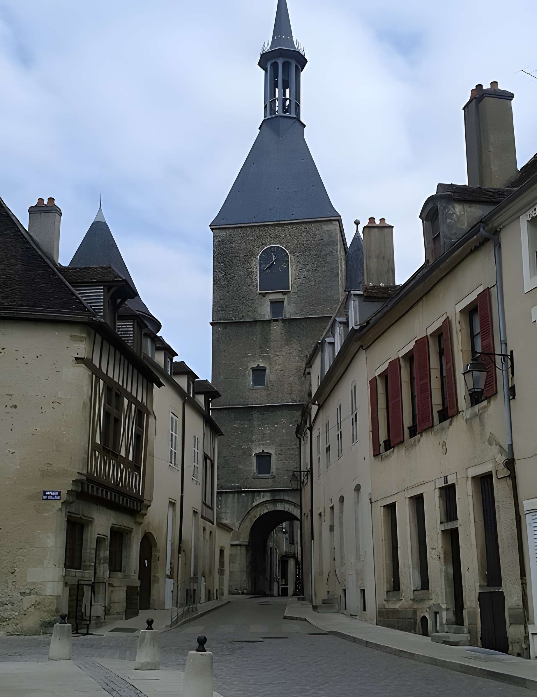 Tour de l'Horloge d'Avallon