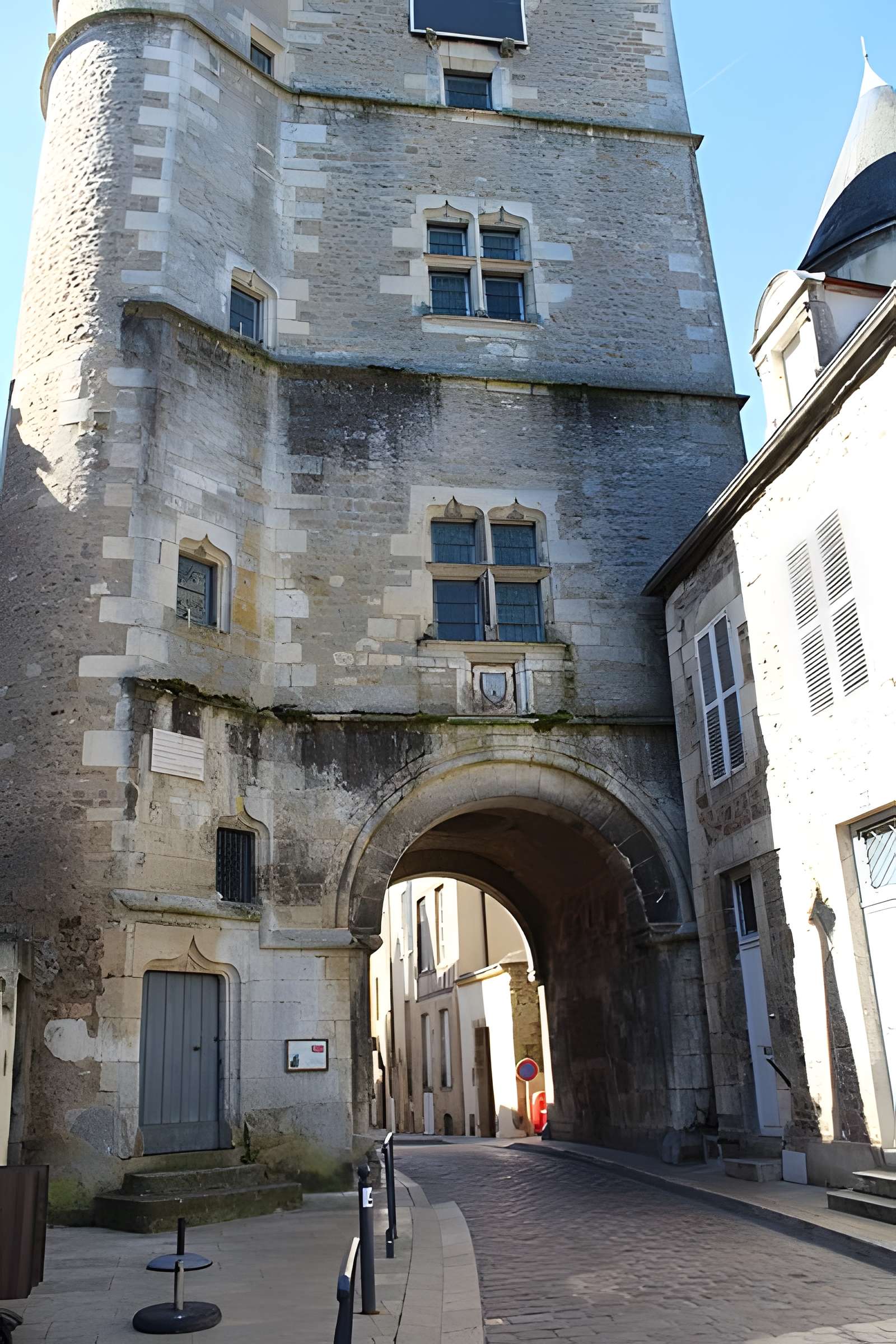 Tour de l'Horloge d'Avallon