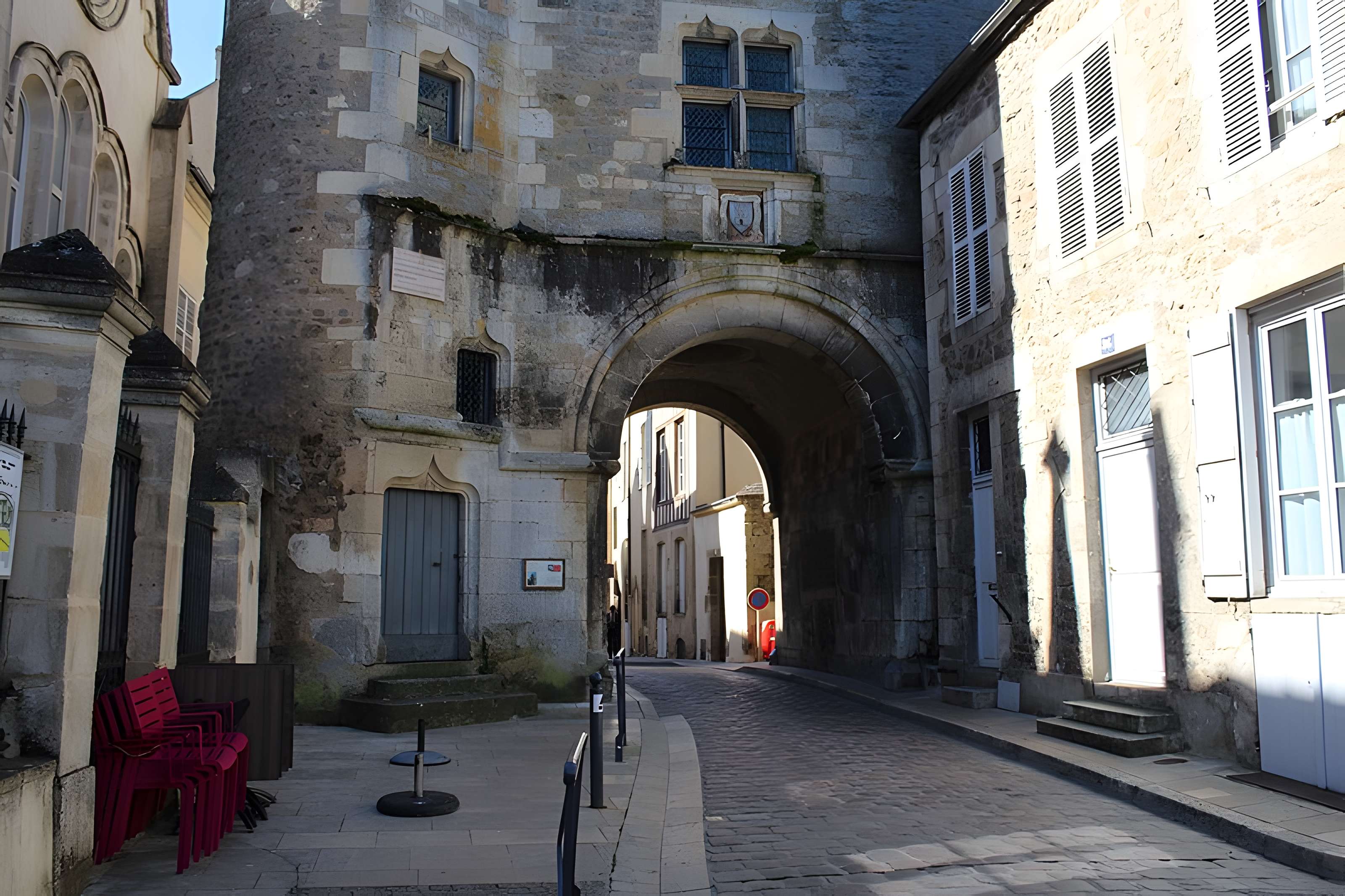 Tour de l'Horloge d'Avallon
