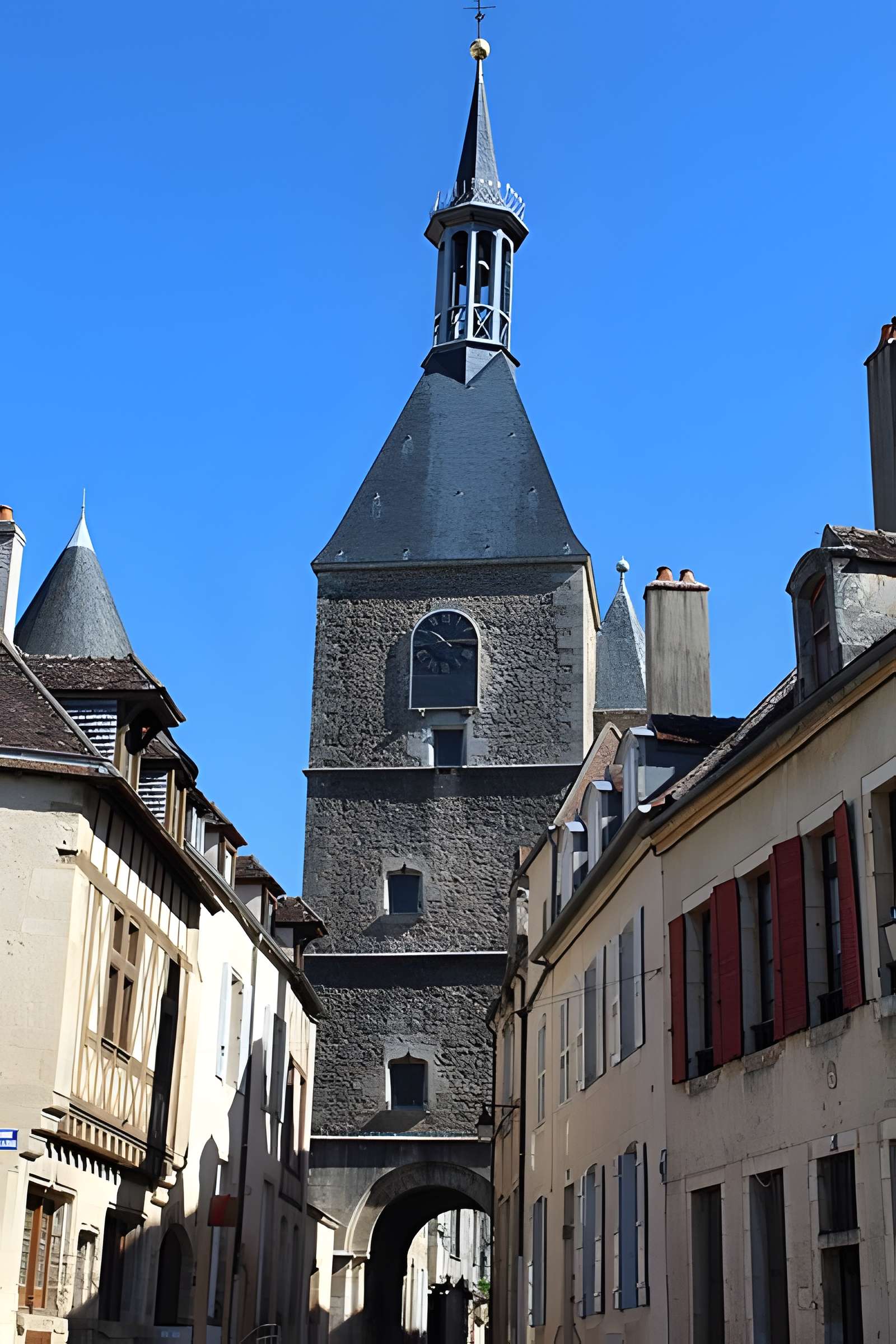 Tour de l'Horloge d'Avallon