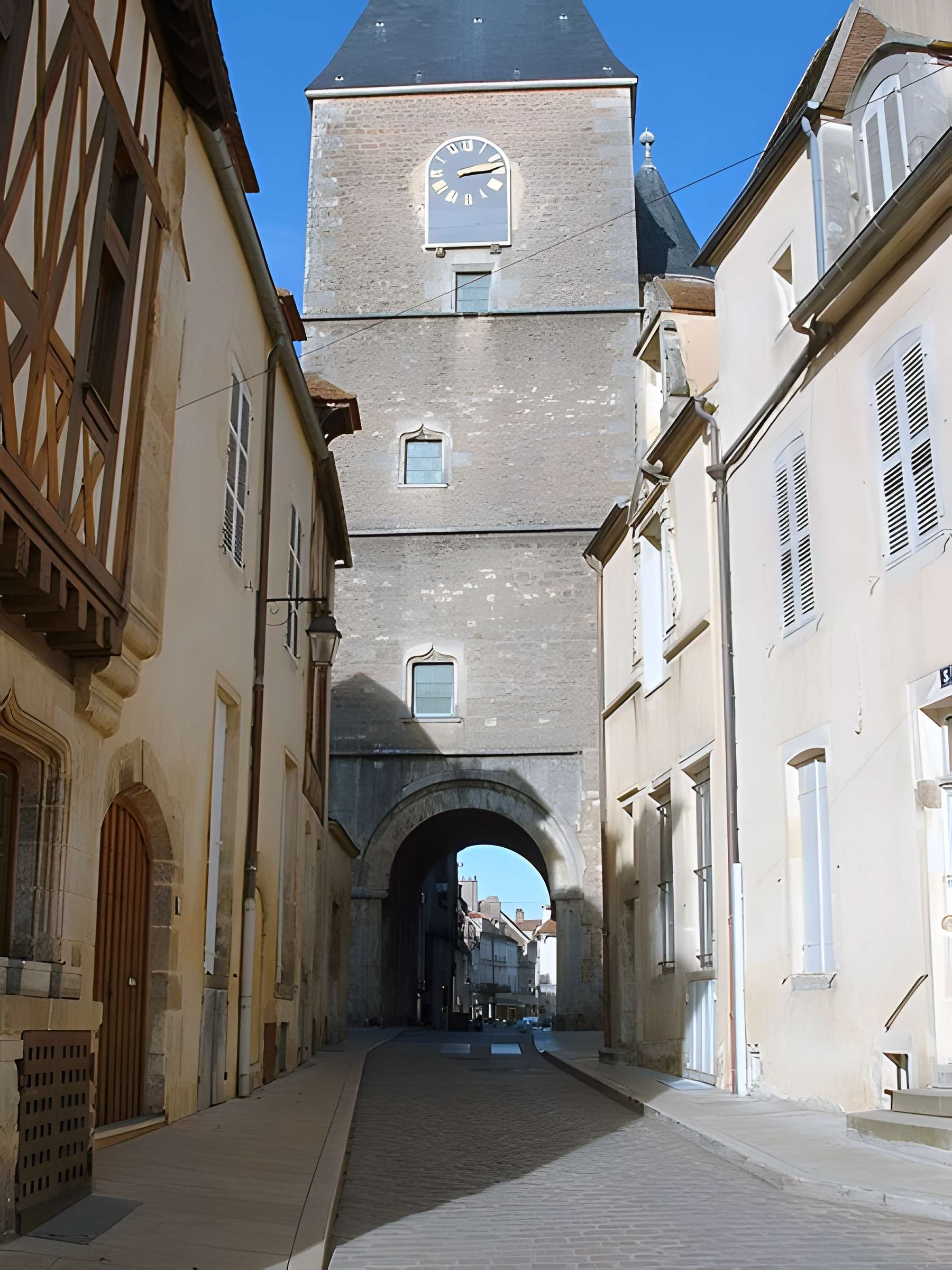 Tour de l'Horloge d'Avallon