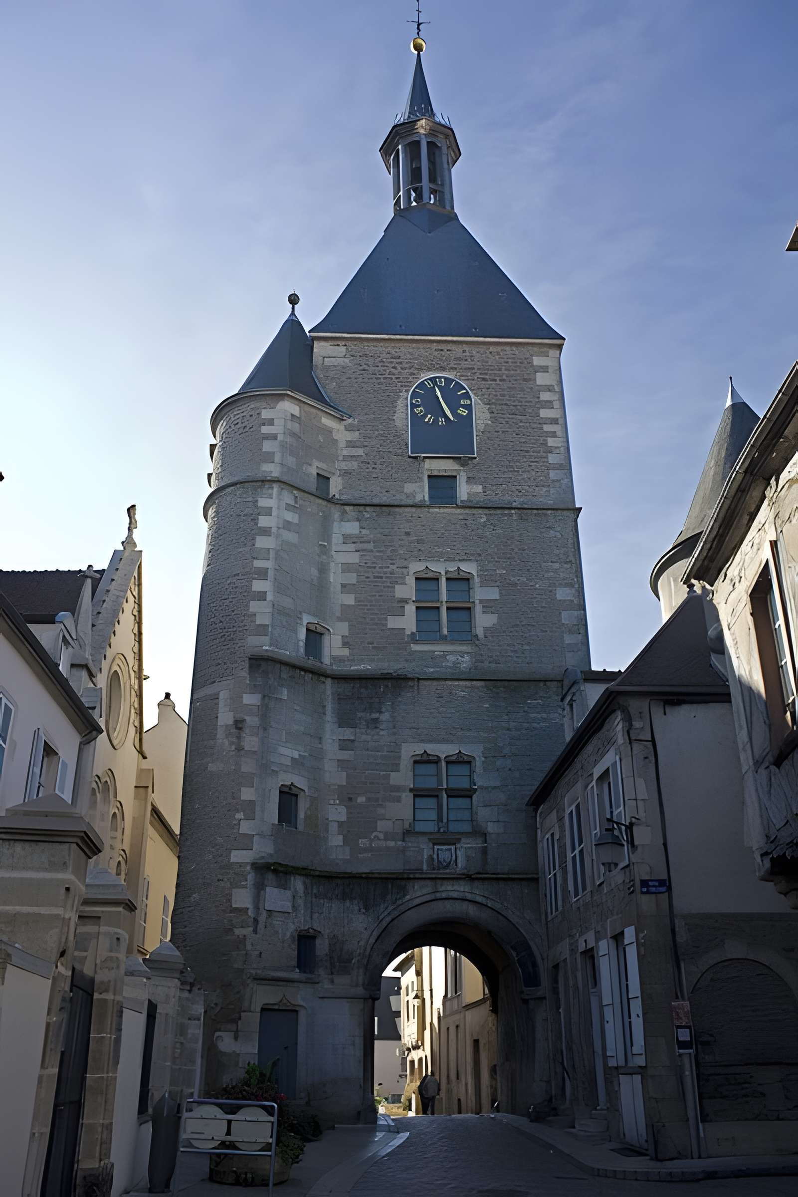 Tour de l'Horloge d'Avallon