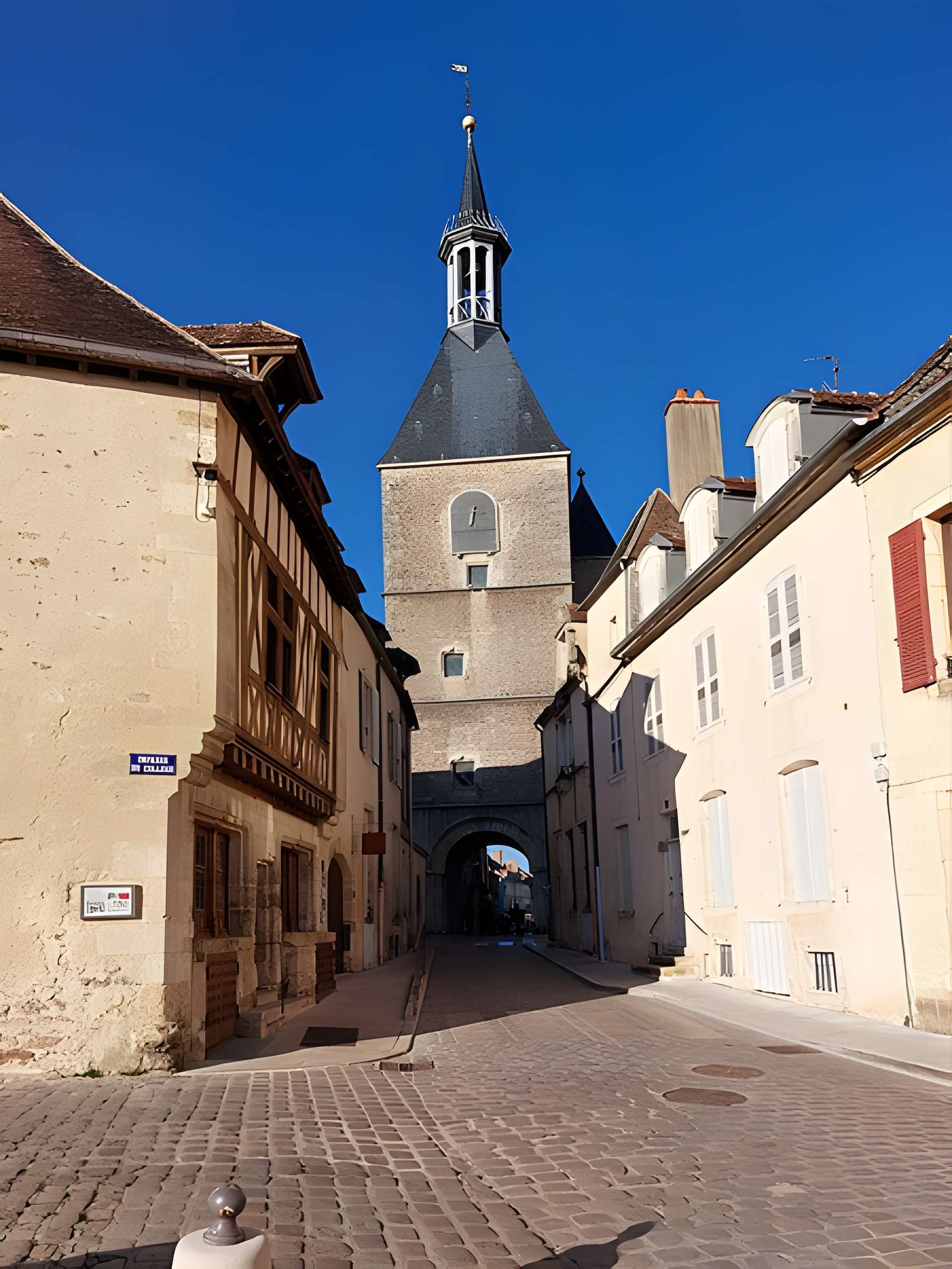 Tour de l'Horloge d'Avallon