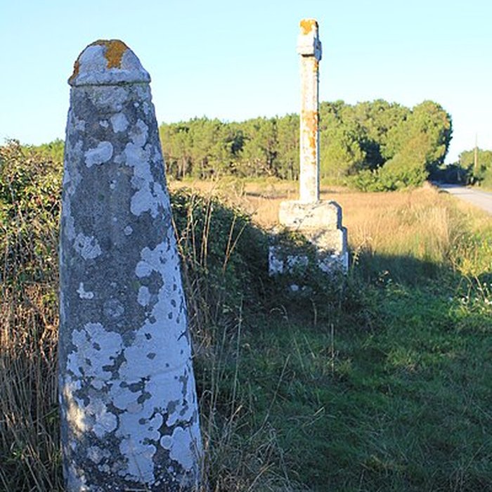 Photo de Croix de Pen-er-Pont à Locoal-Mendon
