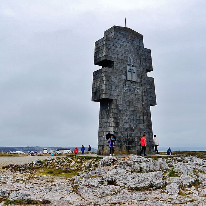 Photo de Monument aux Bretons de la France libre, dit Croix de Penhir