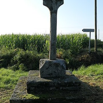 Croix de Rougentin à Saint-Servant