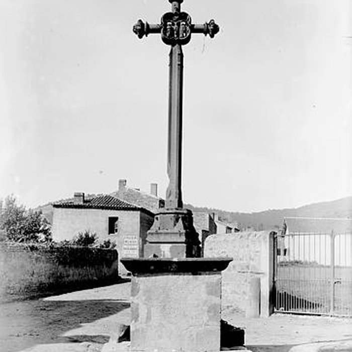 Photo de Croix de Saint-Cirgues-sur-Couze