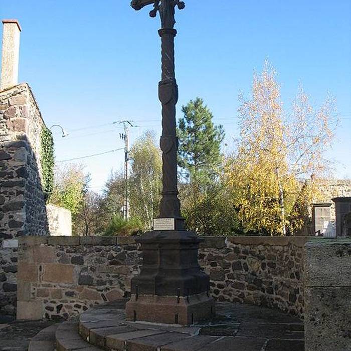 Photo de Croix de Saint-Cirgues-sur-Couze