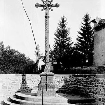 Croix de Saint-Cirgues-sur-Couze