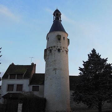 Tour de lHorloge de Cravant