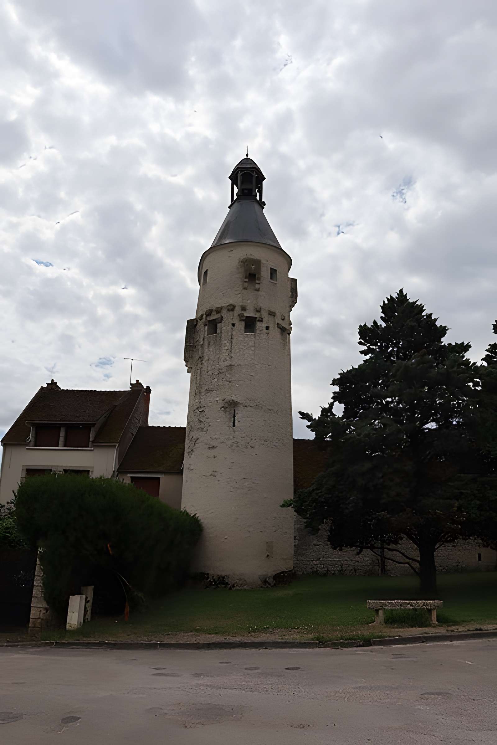 Tour de l'Horloge de Cravant