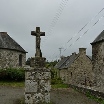 croix de saint guehen a saint carreuc