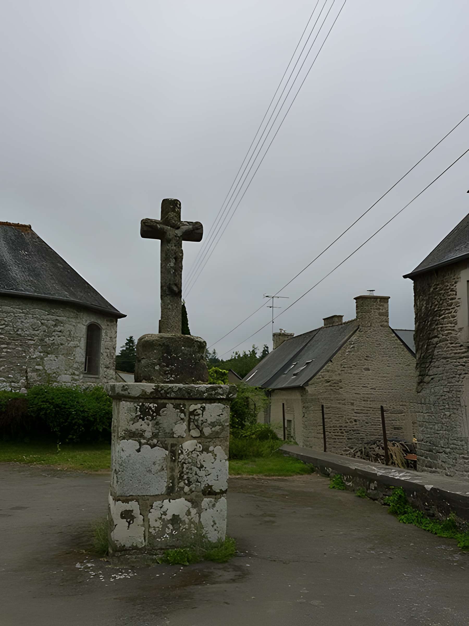 Croix de Saint-Guéhen à Saint-Carreuc