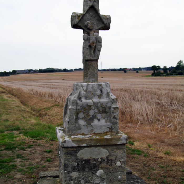 Photo de Croix de Saint-Hubert à Landébia