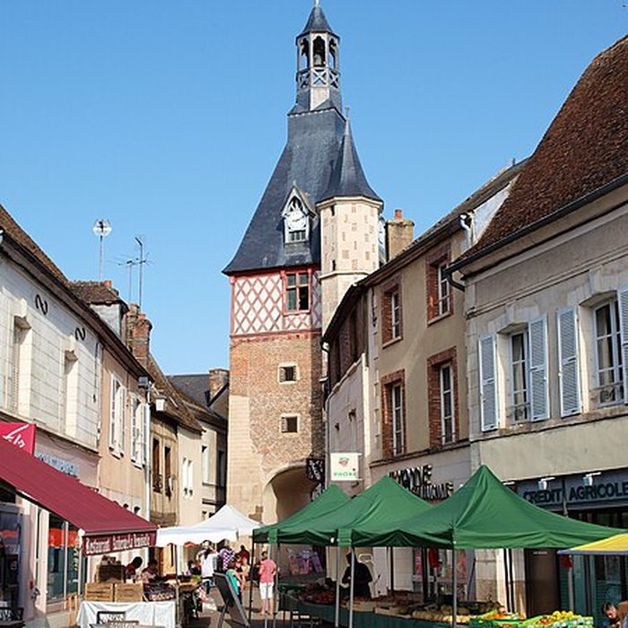 Photo de Tour de lHorloge de Saint-Fargeau