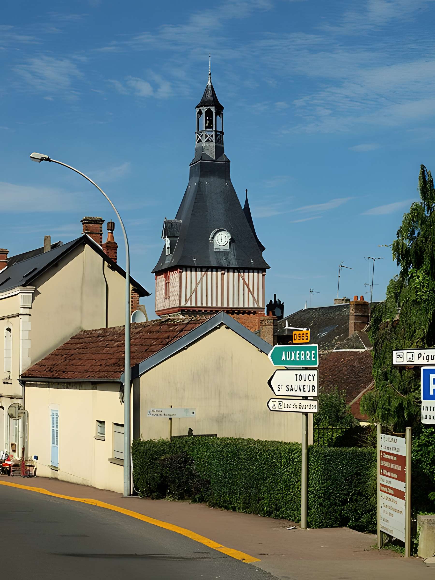 Tour de l'Horloge de Saint-Fargeau