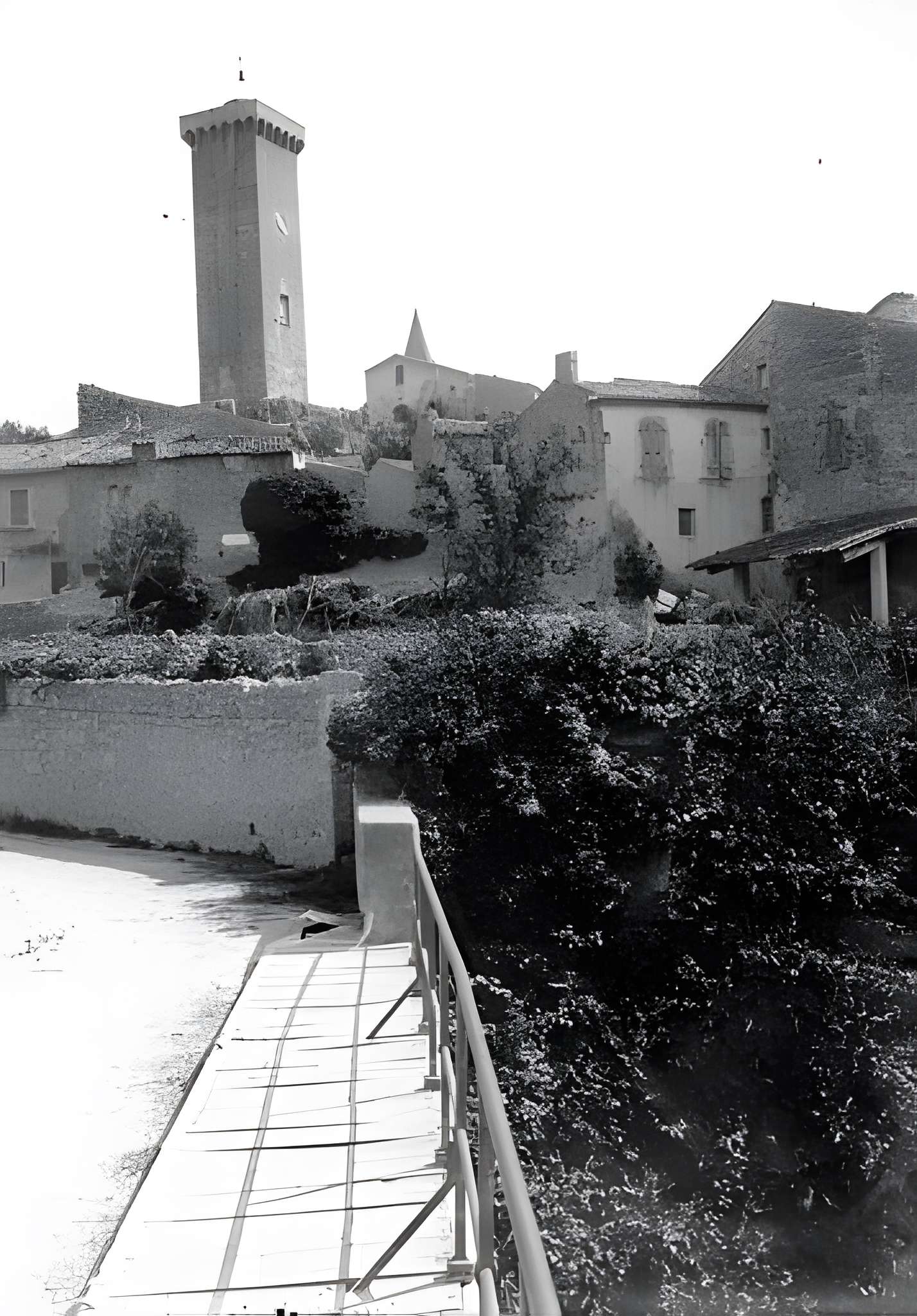 Tour de l'horloge de Saint-Martin-de-Brômes