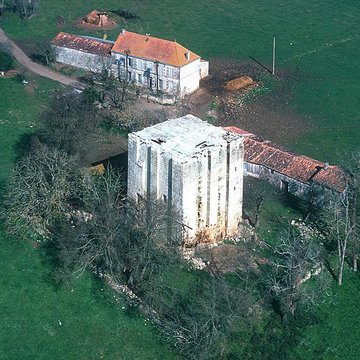 Tour de lIsleau de Saint-Sulpice-dArnoult