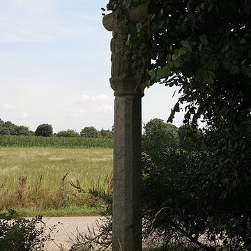 Croix des prêtres de Lanouée