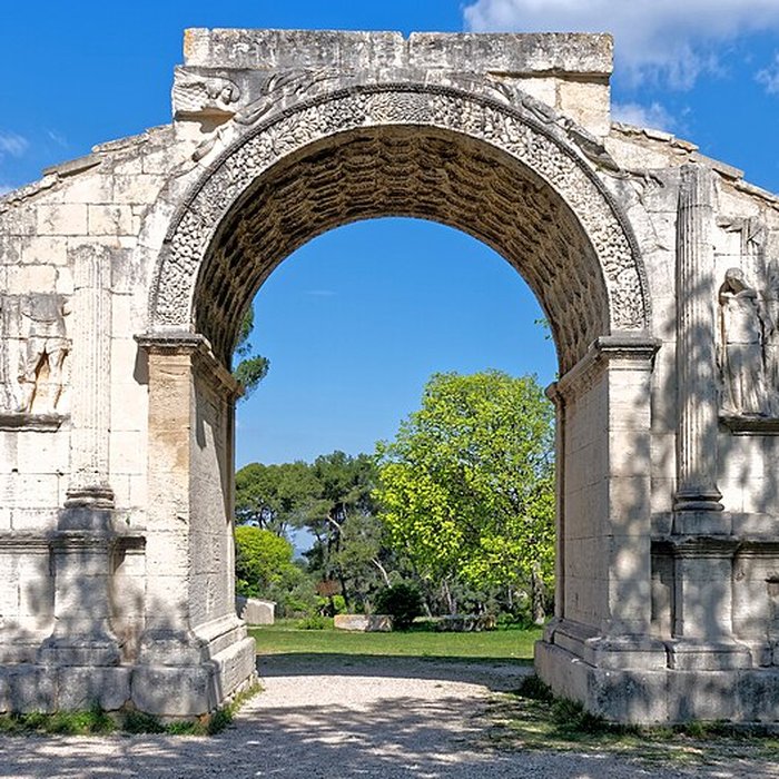 Photo de Arc de triomphe de Glanum à Saint-Rémy-de-Provence