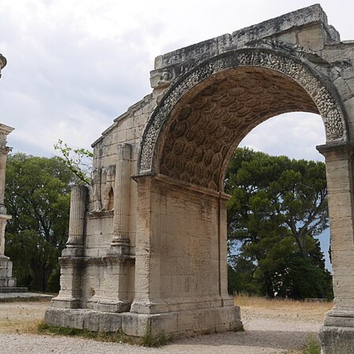 Photo de Arc de triomphe de Glanum à Saint-Rémy-de-Provence