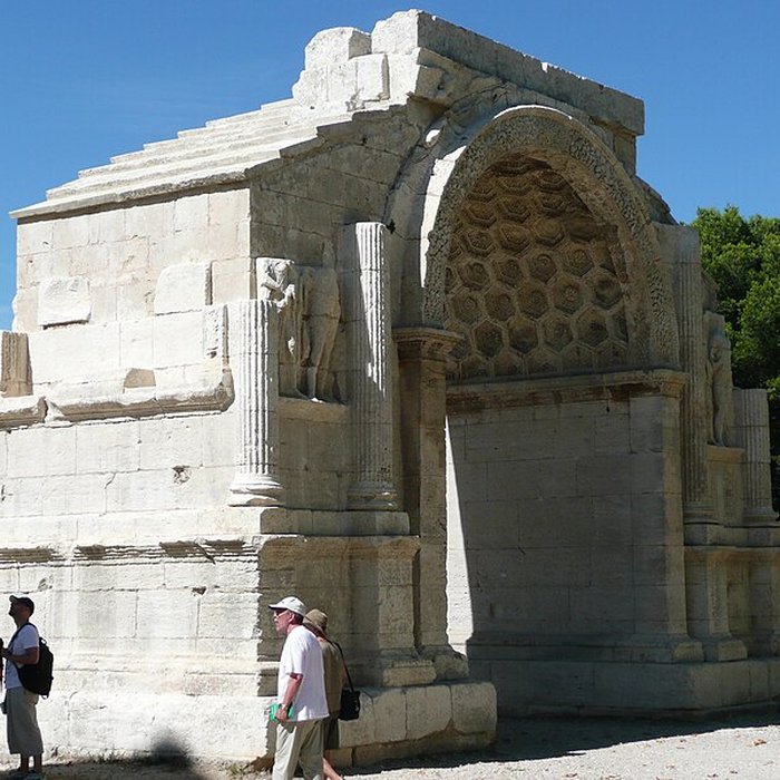 Photo de Arc de triomphe de Glanum à Saint-Rémy-de-Provence