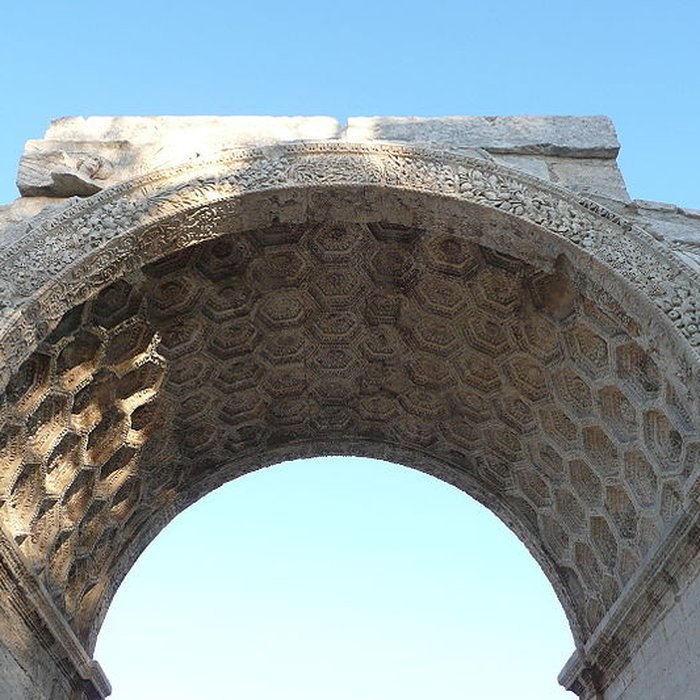 Photo de Arc de triomphe de Glanum à Saint-Rémy-de-Provence