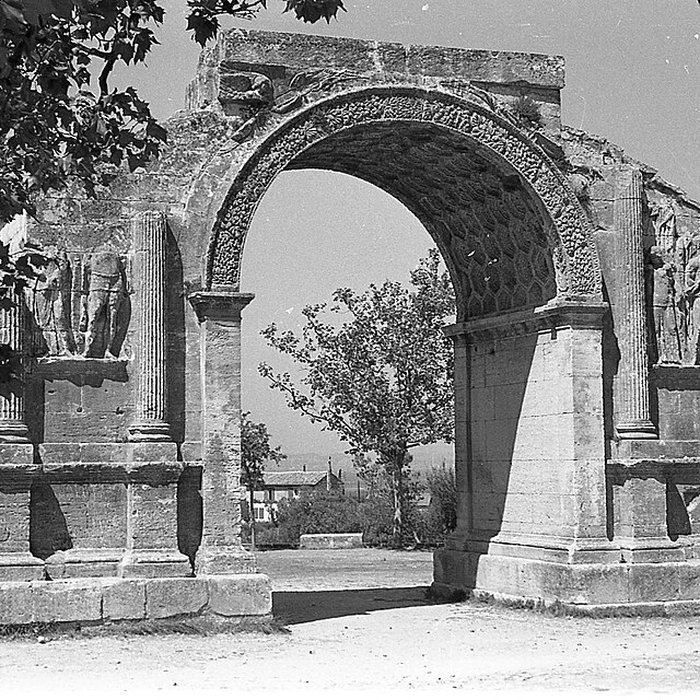Photo de Arc de triomphe de Glanum à Saint-Rémy-de-Provence
